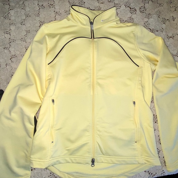 Yellow/gray Nike fit-dry track suit